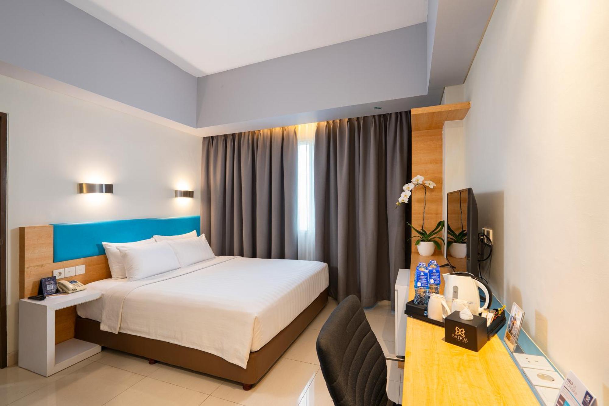 Batiqa Hotel & Apartments Karawang Luaran gambar